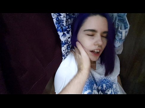 ❤️ I kitea taku tuahine i roto i te kaapata ka awhina ia ia ki te cum ataata porn i mi.sexvideosex.top ﹏